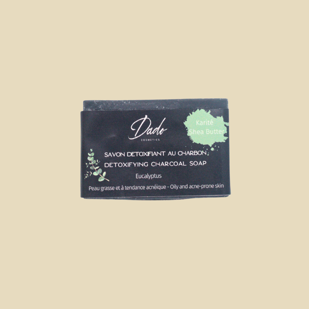 Natura savon noir détoxifiant au charbon actif Natura savon noir détoxifiant au charbon actif